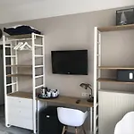 Hotel Zest Den Haag - Scheveningen 2*