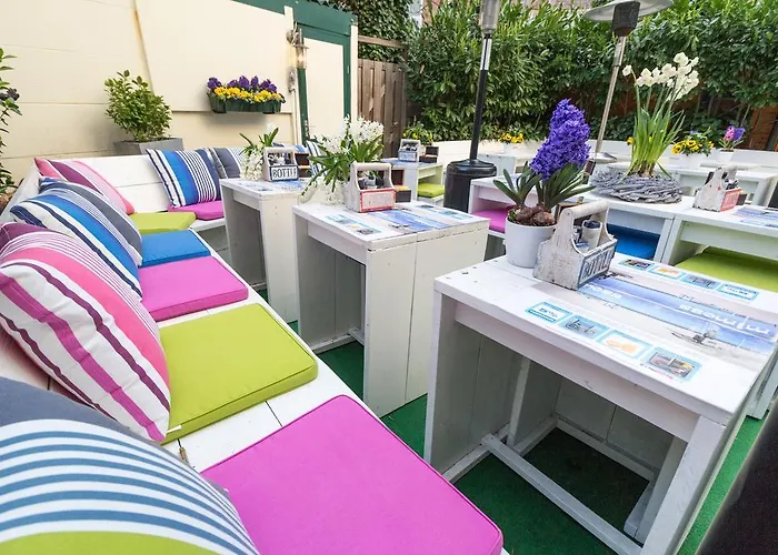 Hotel Zest Den Haag - Scheveningen فندق 2*