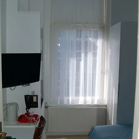 Hotel Zest Den Haag - Scheveningen デン・ハーグ