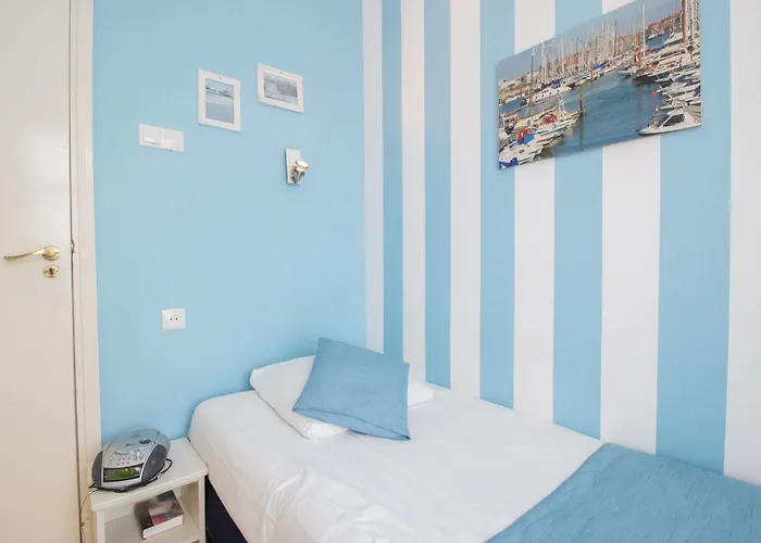 Hotel Zest Den Haag - Scheveningen 2* Гаага